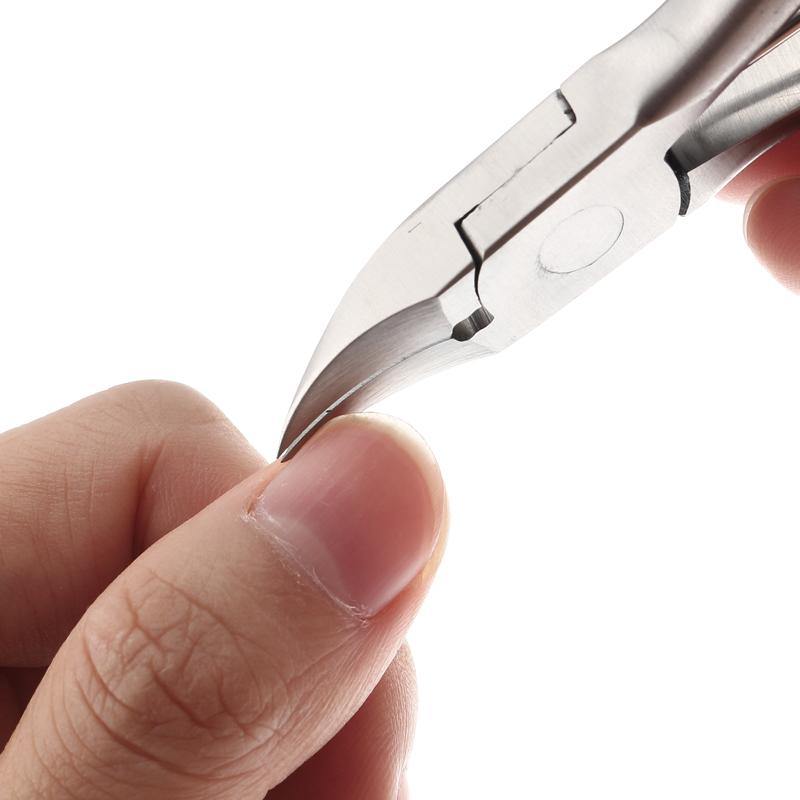 Precision Toenail Clippers - Safely Trims & Shapes - Clauve